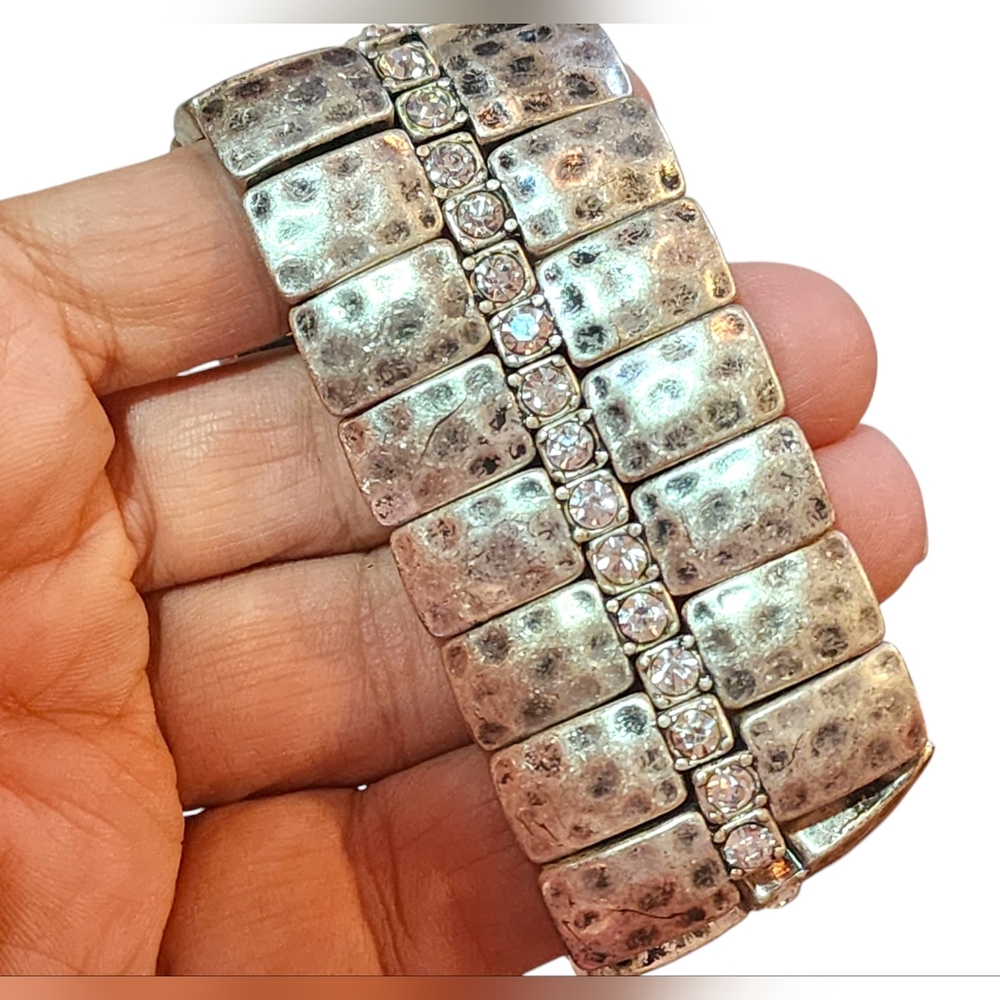 Premier Designs Bracelet CASUAL CHIC 7.5" Antiqued Silver Crystal Bracelet
